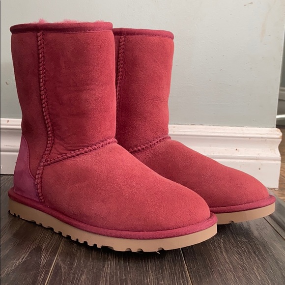 UGG Shoes - Ugg Australia classic short boot